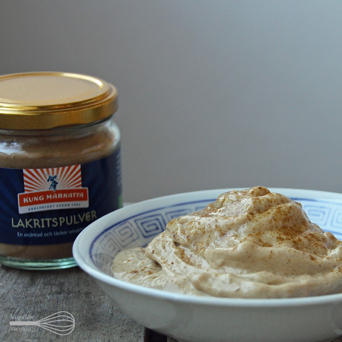 vispilän_viemää_lakritsibanaanijäätelö